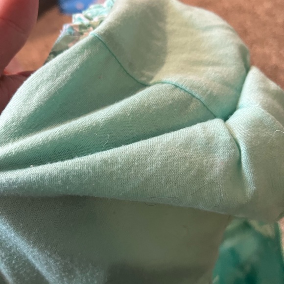 Carters 2T toddler rain jacket - Picture 3 of 6